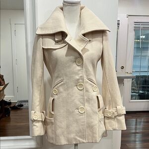 Small Moda International cream wool Women's Coat